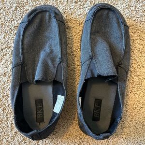 BKE Men’s Shoes, Black, Size 10